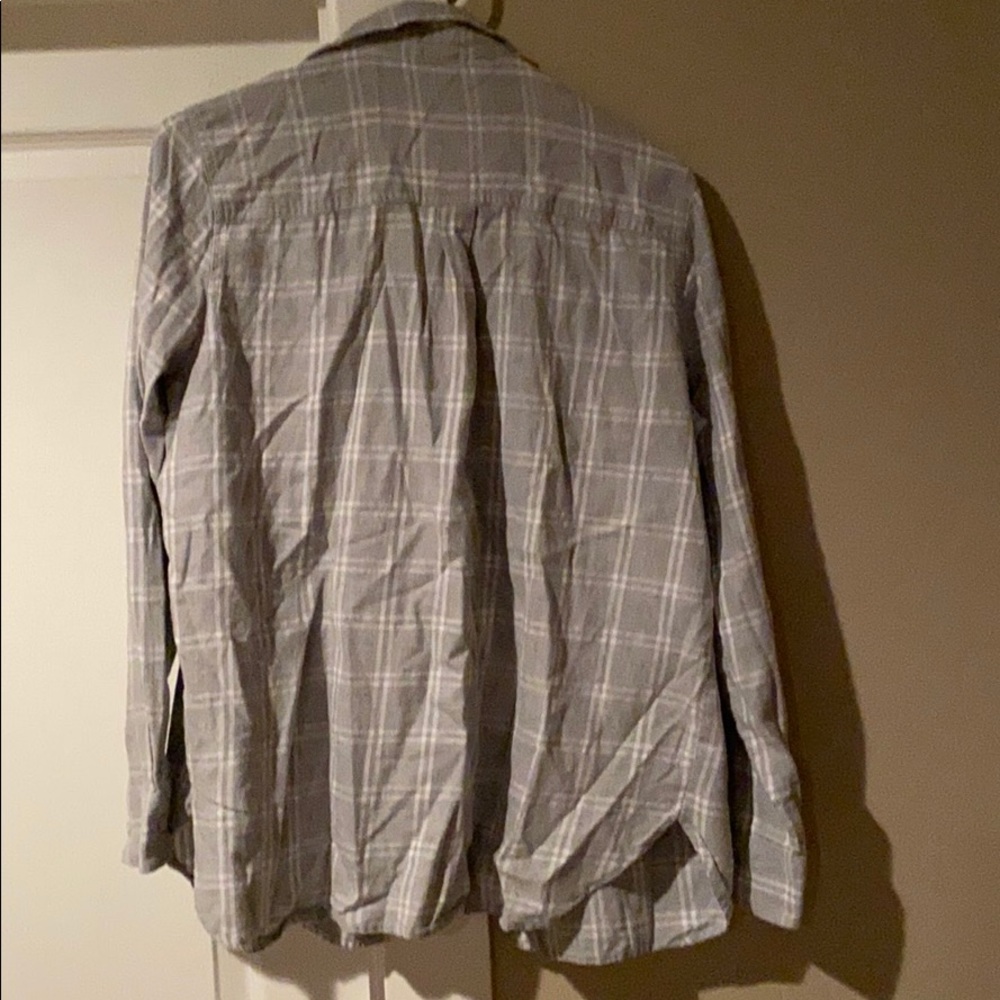 Shirt - Picture 2 of 4